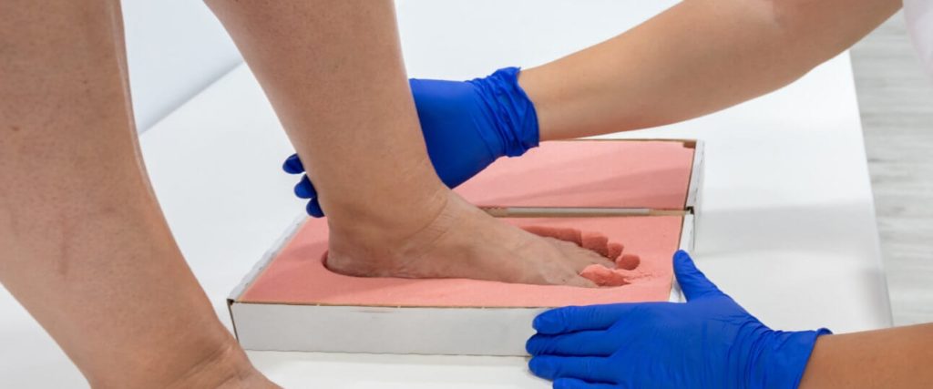 Custom Knee Bracing and Foot Orthotics - Total Health Link